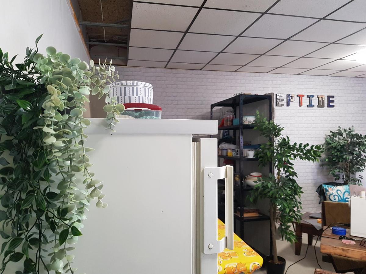 Hostel Sleeptide Husum  Exterior foto