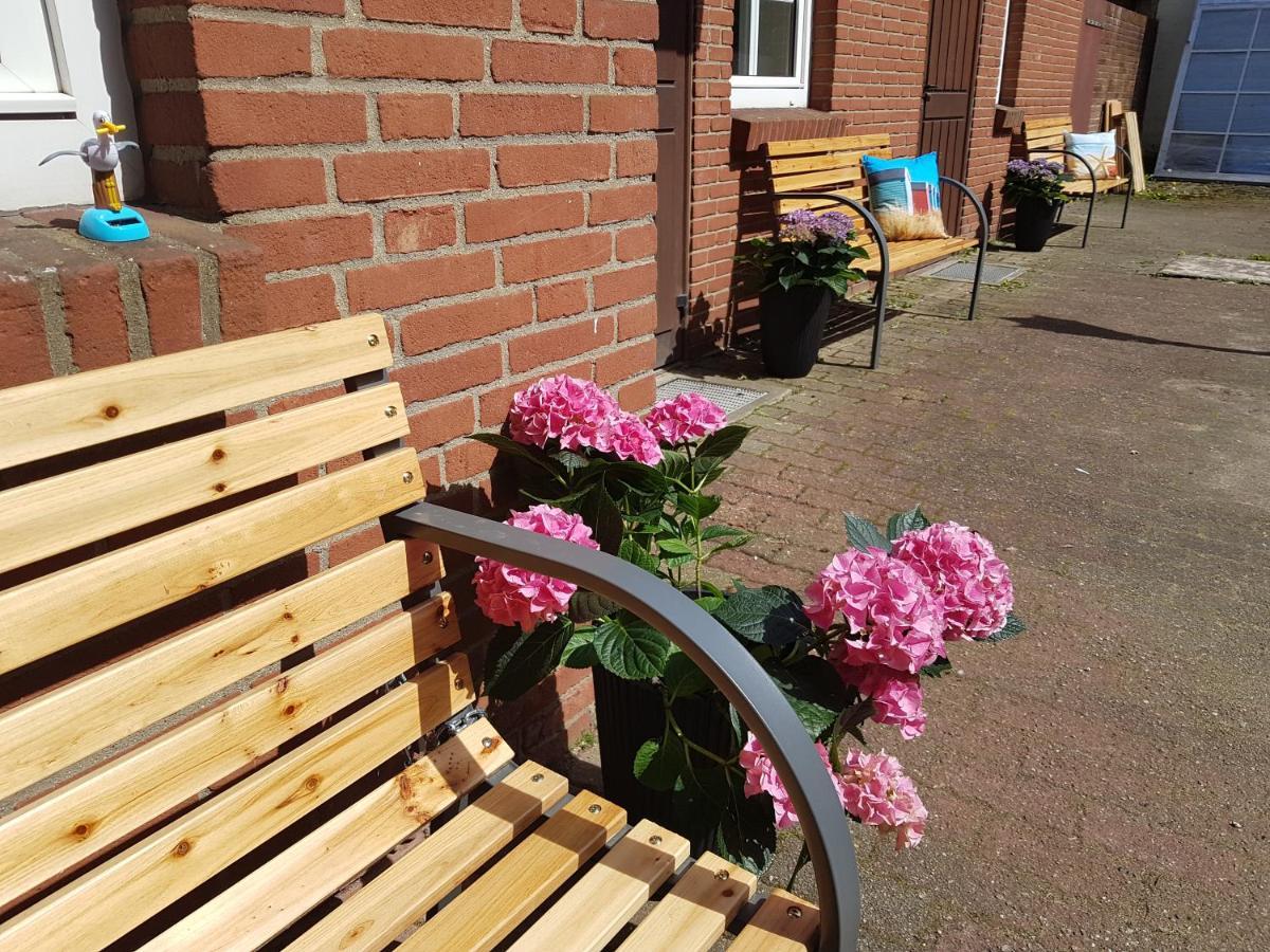 Hostel Sleeptide Husum  Exterior foto