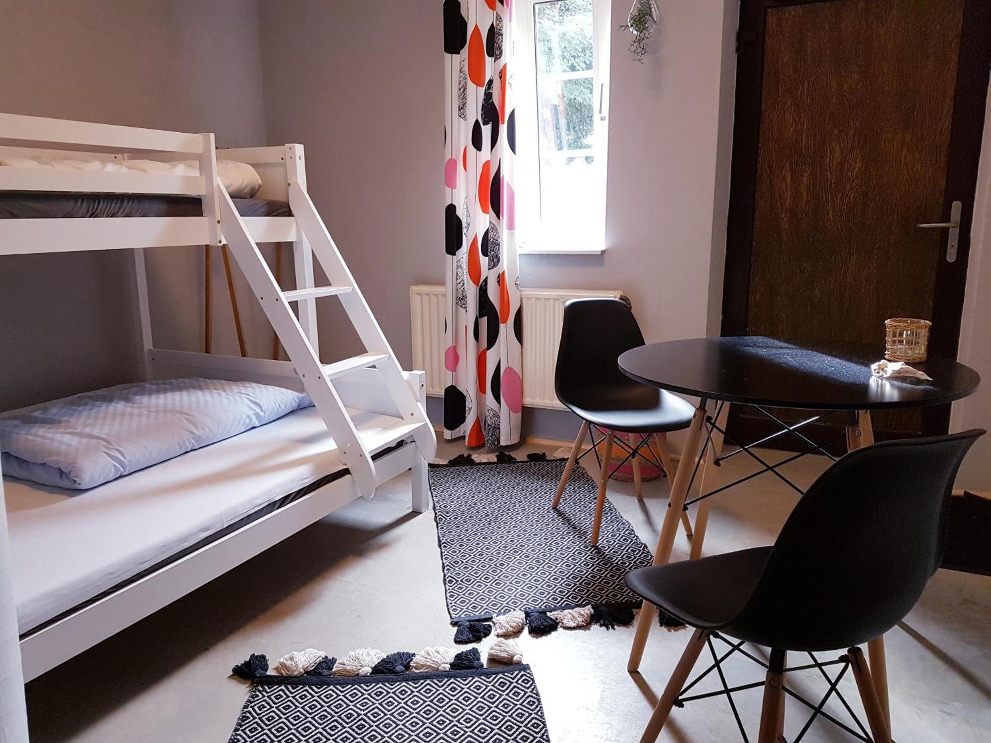 Hostel Sleeptide Husum  Exterior foto